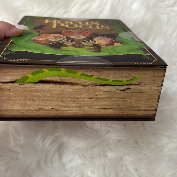NEW Disney Hocus Pocus: The Game - A Cooperative Game of Magic and Mayhem - Picture 7 of 10